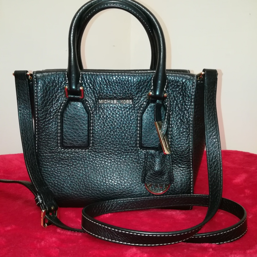 *sold*Michael Kors SELBY Satchel